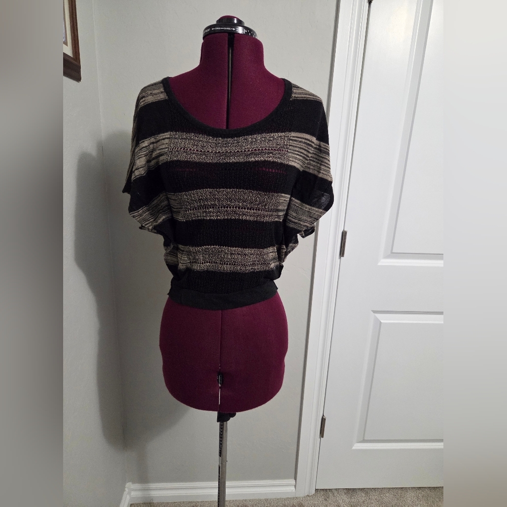 Metropark Black and Gray Knit Blouse